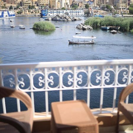 Kana Kato Aswan Eksteriør bilde