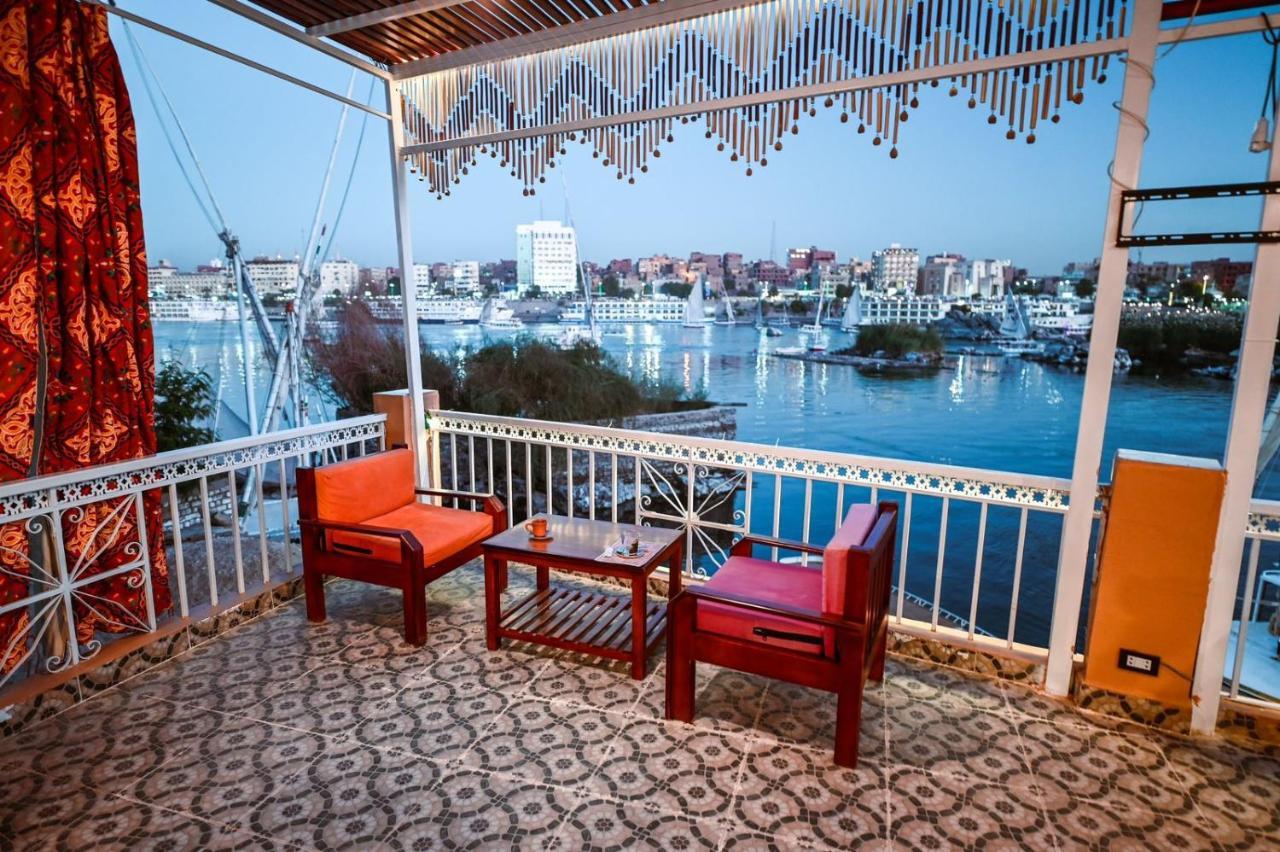 Kana Kato Aswan Eksteriør bilde