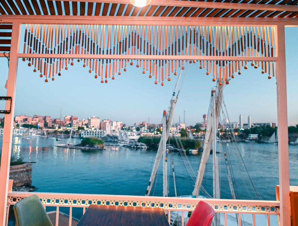 Kana Kato Aswan Eksteriør bilde